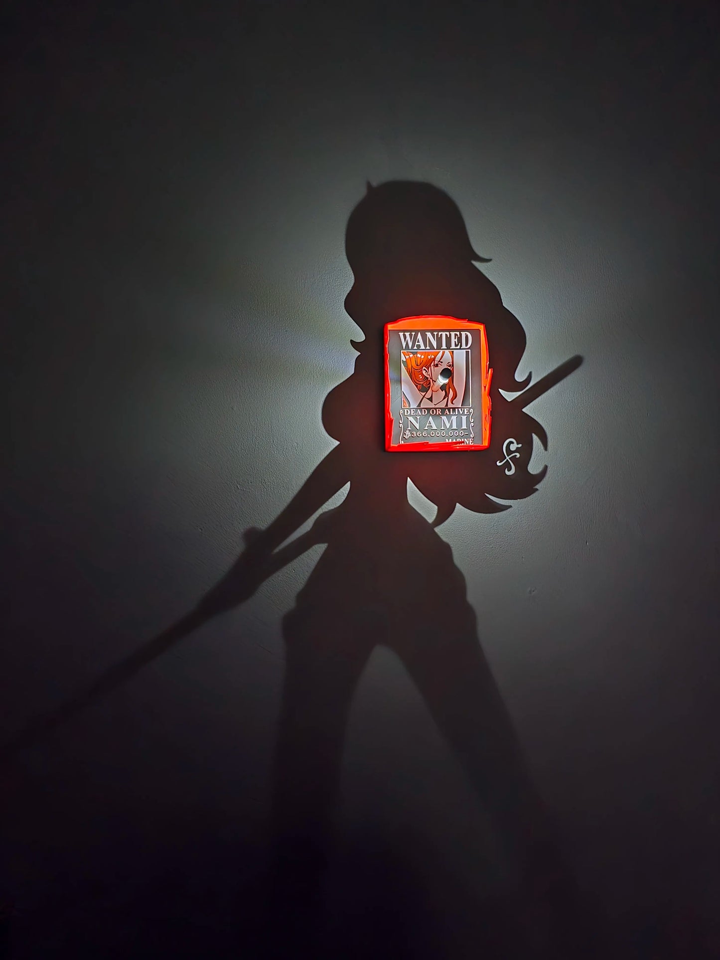 Hırsız Kedi Nami Shadow Lamp | One Piece Temalı Dekoratif Gölge Lambası