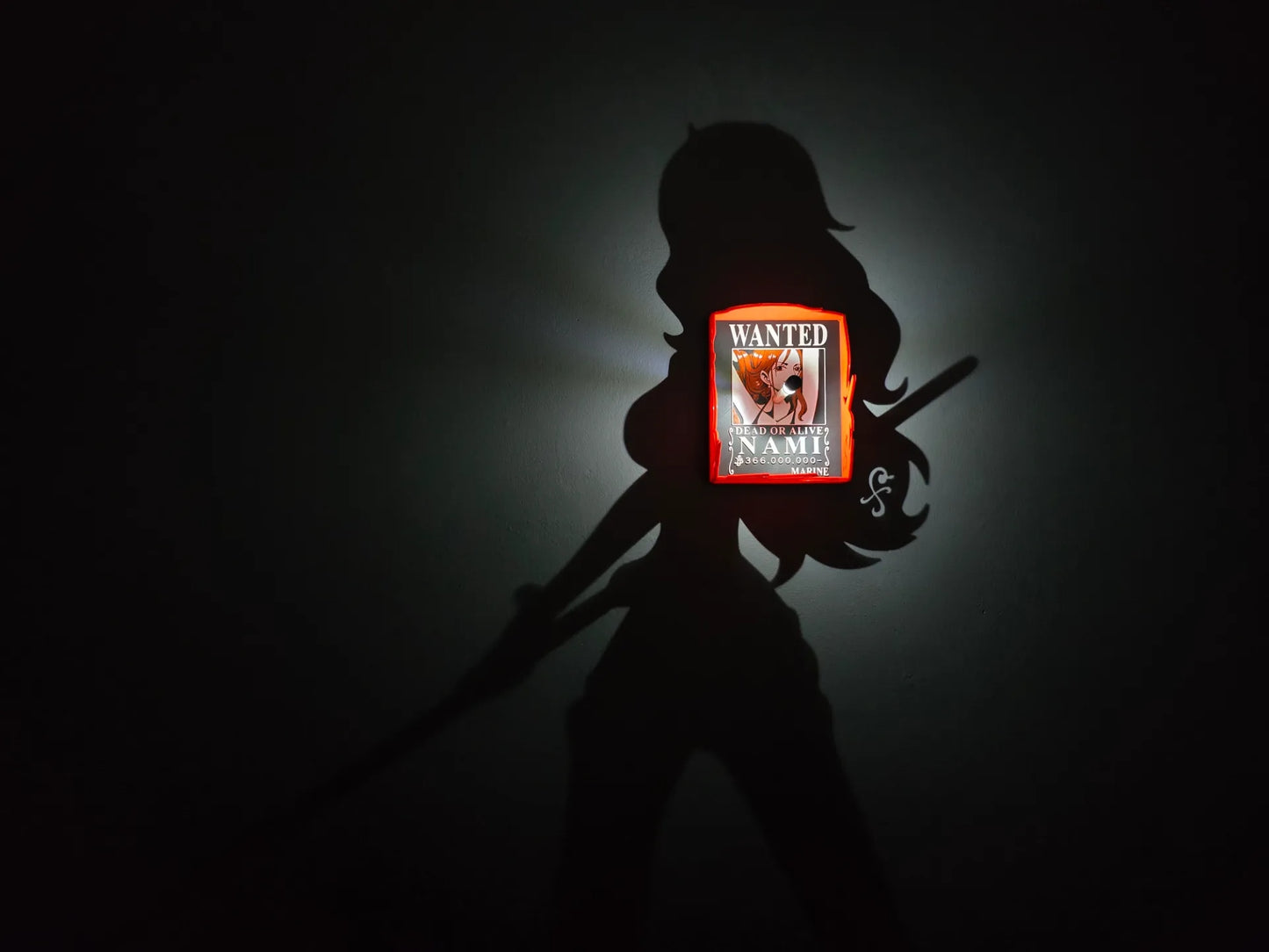 Hırsız Kedi Nami Shadow Lamp | One Piece Temalı Dekoratif Gölge Lambası
